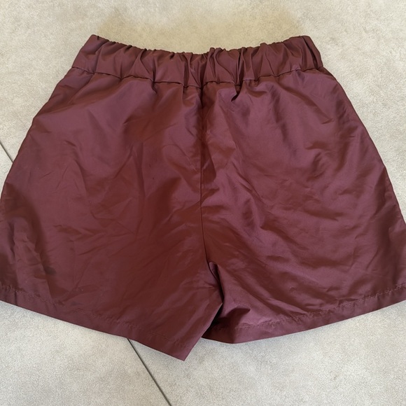Maroon dressy shorts - Picture 2 of 2